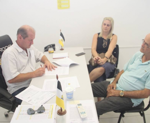 Assinado o contrato para construção do Bloco C do CT