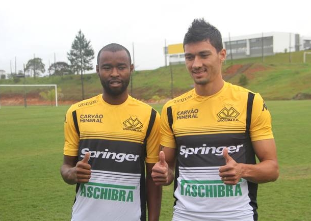 Criciúma apresenta volante e atacante
