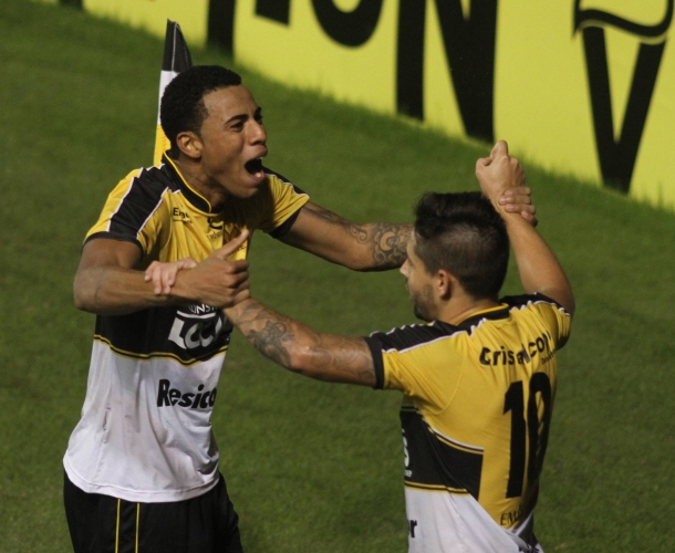 Criciúma bate o Avaí no Majestoso