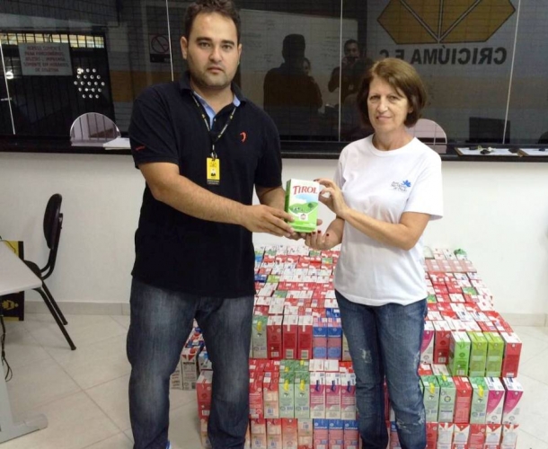 Criciúma doa leite para asilo