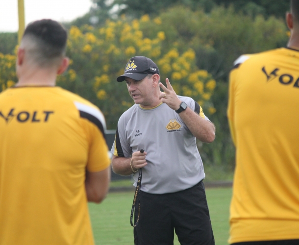 Criciúma e Figueirense se enfrentam na 9ª rodada