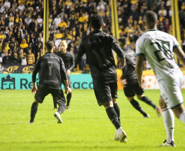 Criciúma e Guarani empatam na 23ª rodada