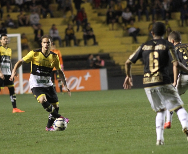 Criciúma empata com o Botafogo