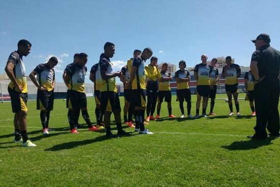 Criciúma encara o Ceará