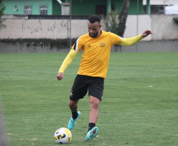 Criciúma enfrenta o Coritiba pela Copa do Brasil