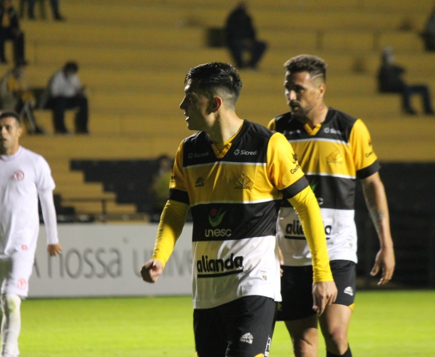Criciúma estreia com resultado negativo