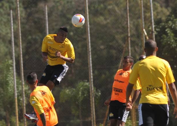 Criciúma estreia na Série B 2015