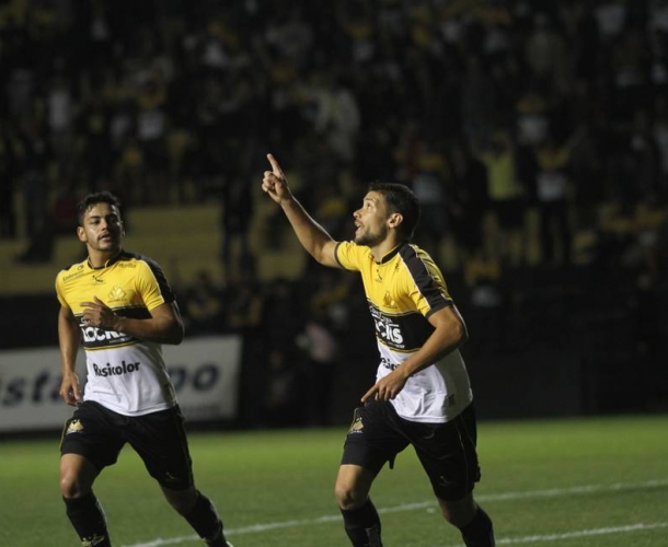 Criciúma goleia o Oeste