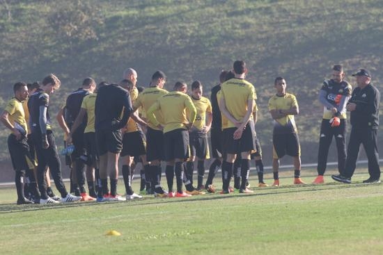 Criciúma recebe o Luverdense