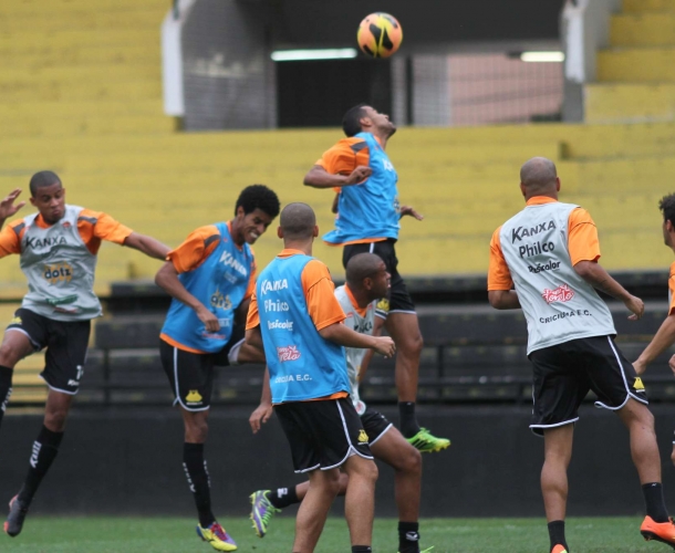 Criciúma recebe o São Paulo