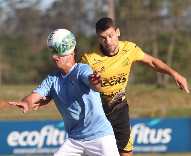 Criciúma testa o time em jogo treino