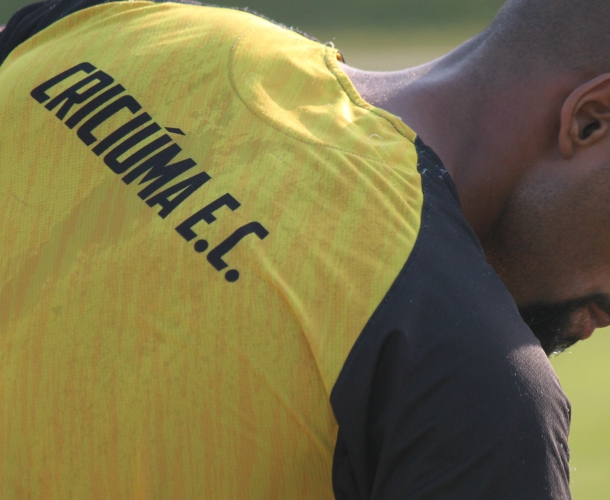 Criciúma treina a parte técnica e tática