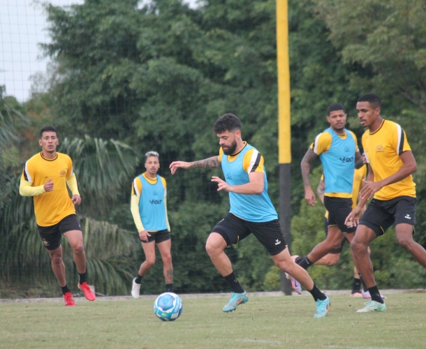 Elenco se prepara para a 10ª rodada