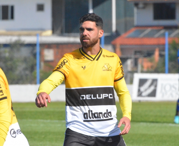 Empate na ida da final do Catarinense