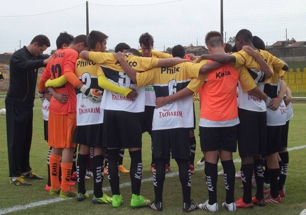 FCF define nova data dos jogos adiados da Base