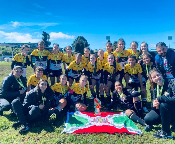Futebol feminino é vice-campeão dos Joguinhos Abertos