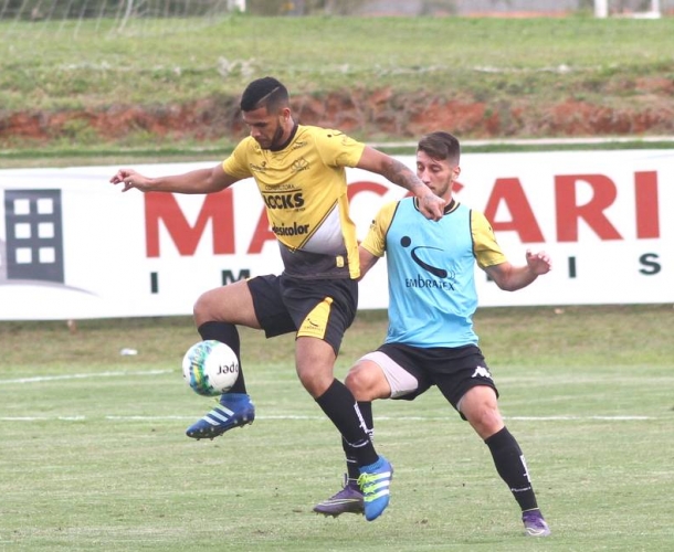 Grupo retoma os trabalhos no CT