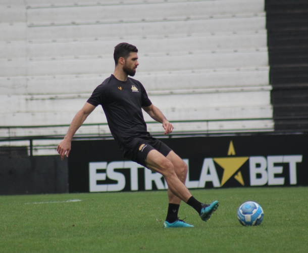 Manhã de treino tático no Majestoso 