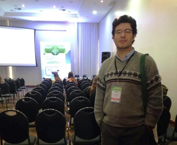 Médico da base busca novos conhecimentos