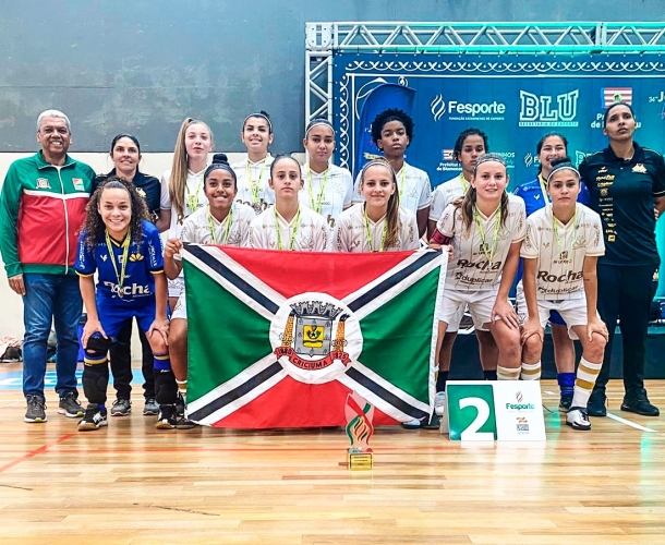Meninas Carvoeiras são vice-campeãs dos Joguinhos Abertos