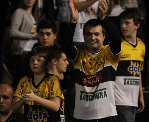 Nação carvoeira sempre no apoio