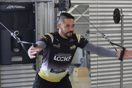 Reapresentação com treino de força