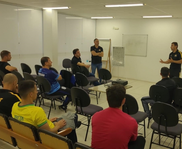 Reunião do Projeto Tigrinhos define calendários e ações