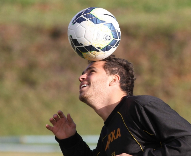 Silvinho espera jogo difícil na quarta-feira