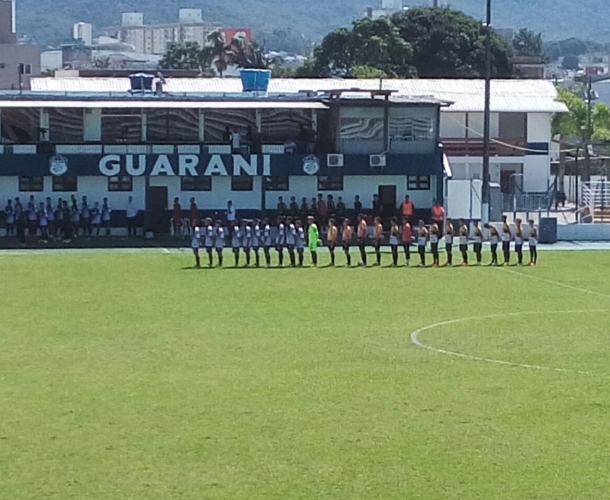 Sub-15 supera o Guarani