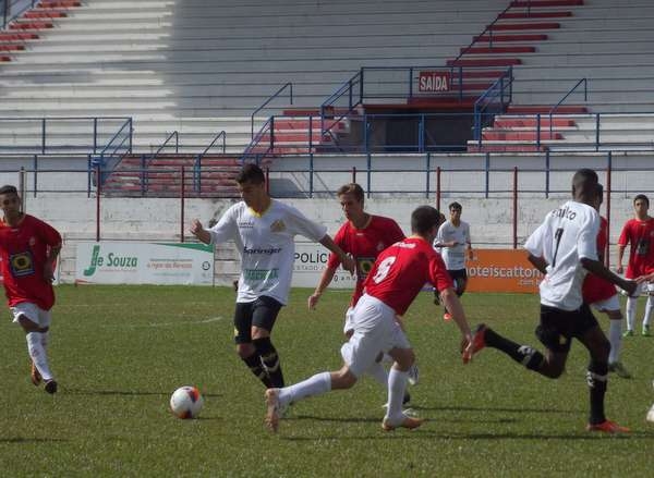 Sub-17 do Criciúma faz 10 a 0 no Inter de Lages