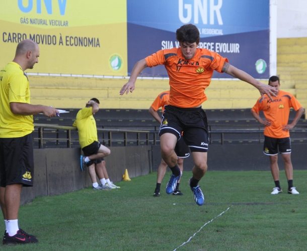 Tigre faz avaliações físicas e médicas