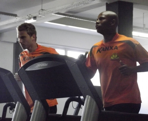 Tigre faz treinamento físico na reapresentação