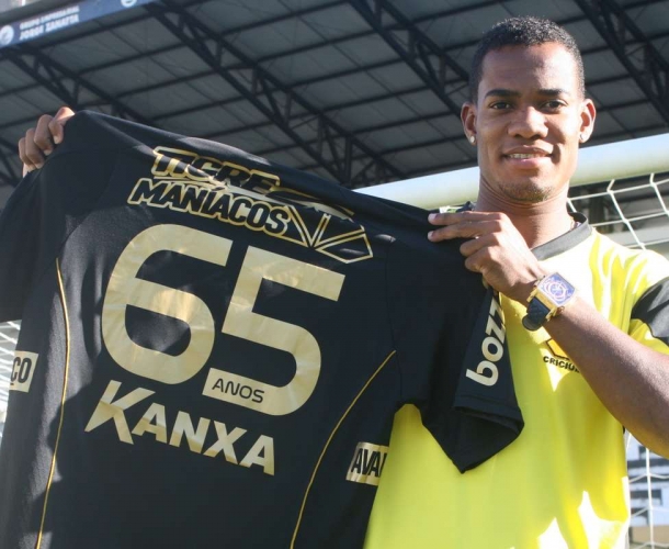 Tigre se despede da camisa comemorativa