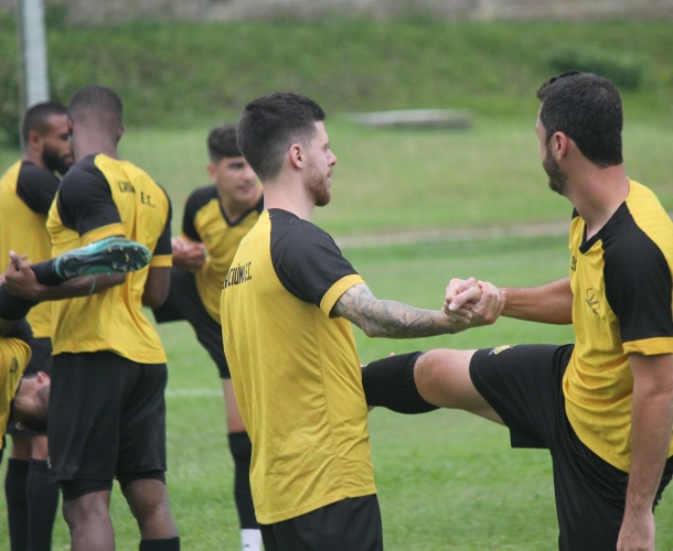 Treinamento em dois períodos