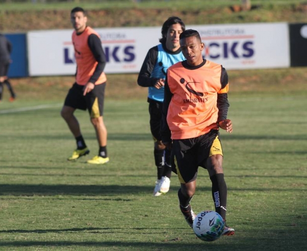 Treino intenso na parte técnica e tática