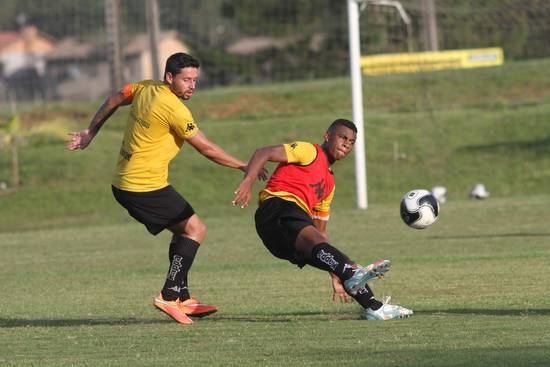 Treino tático para ajustar o time