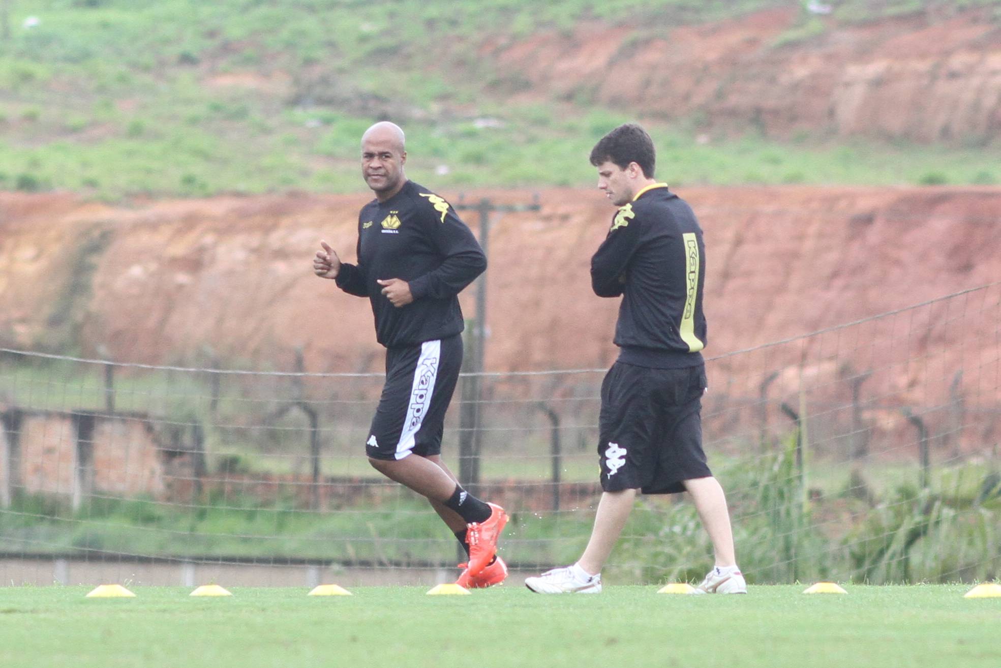 Após empate, Tigre se reapresenta no CT