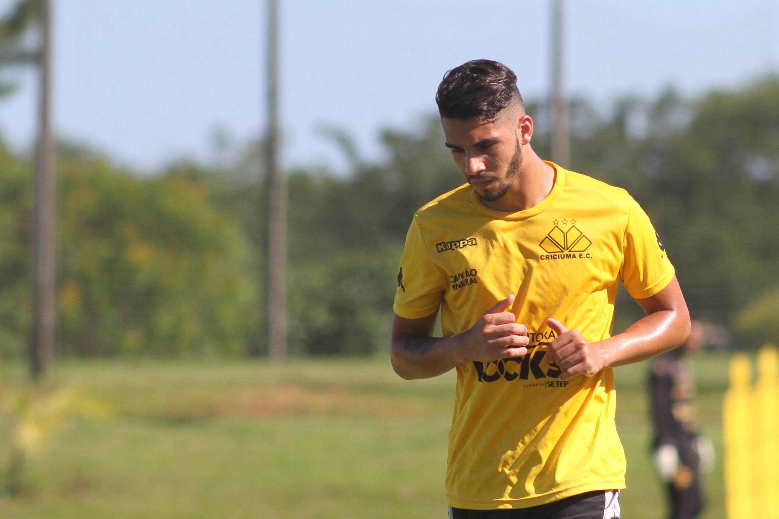 Tigre encara mais um jogo treino