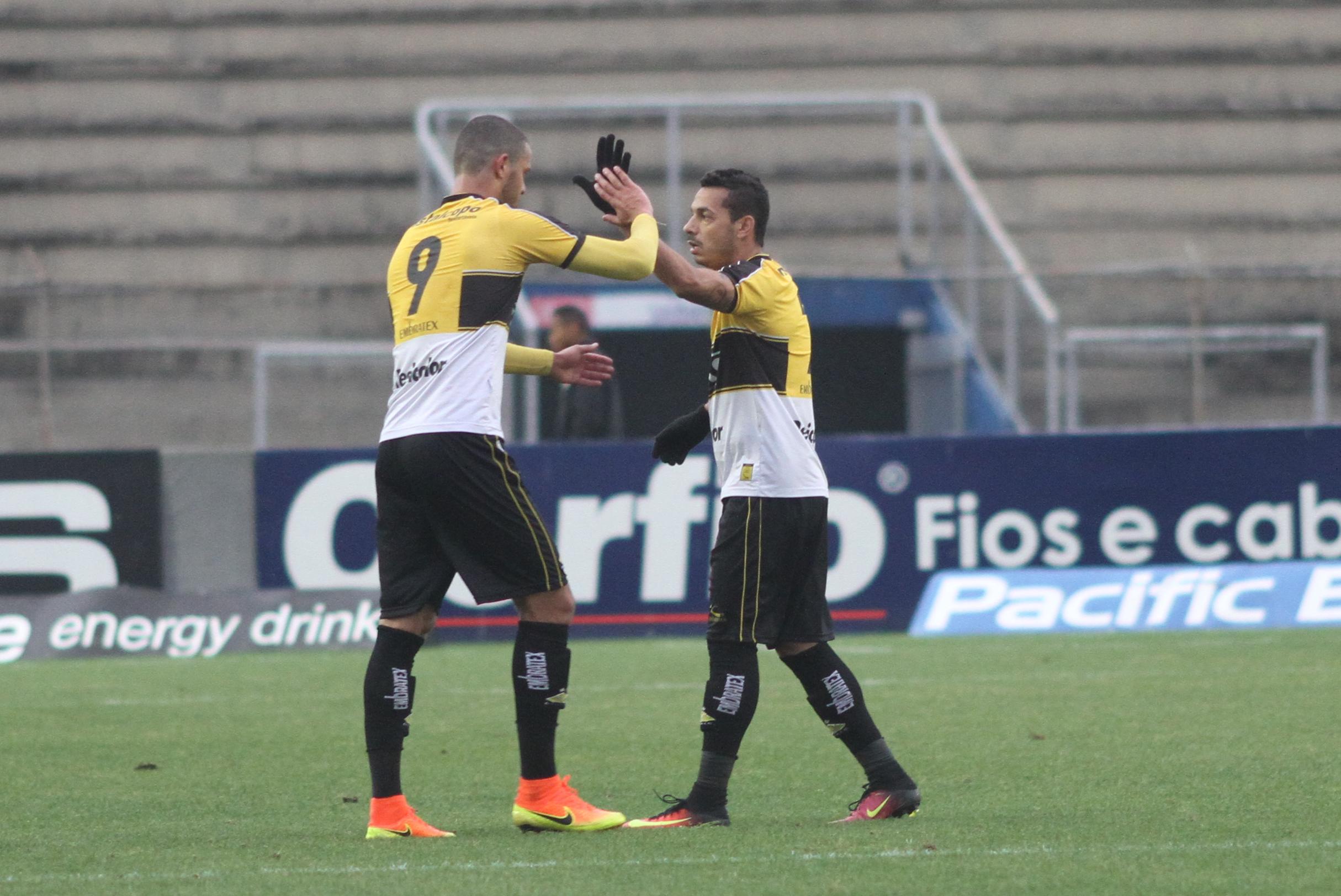 Fotos: Paraná x Criciúma - 12/11
