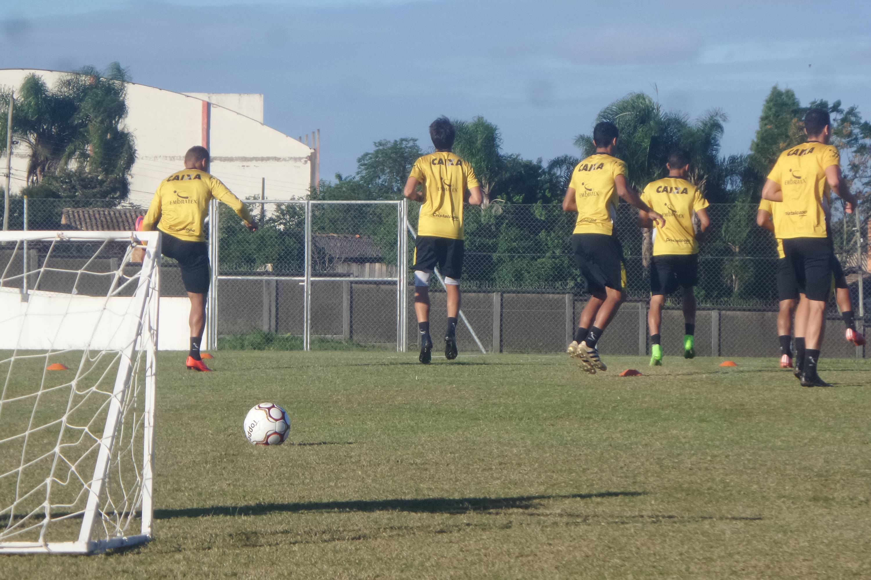 Treino do Criciúma no CT - 15/05