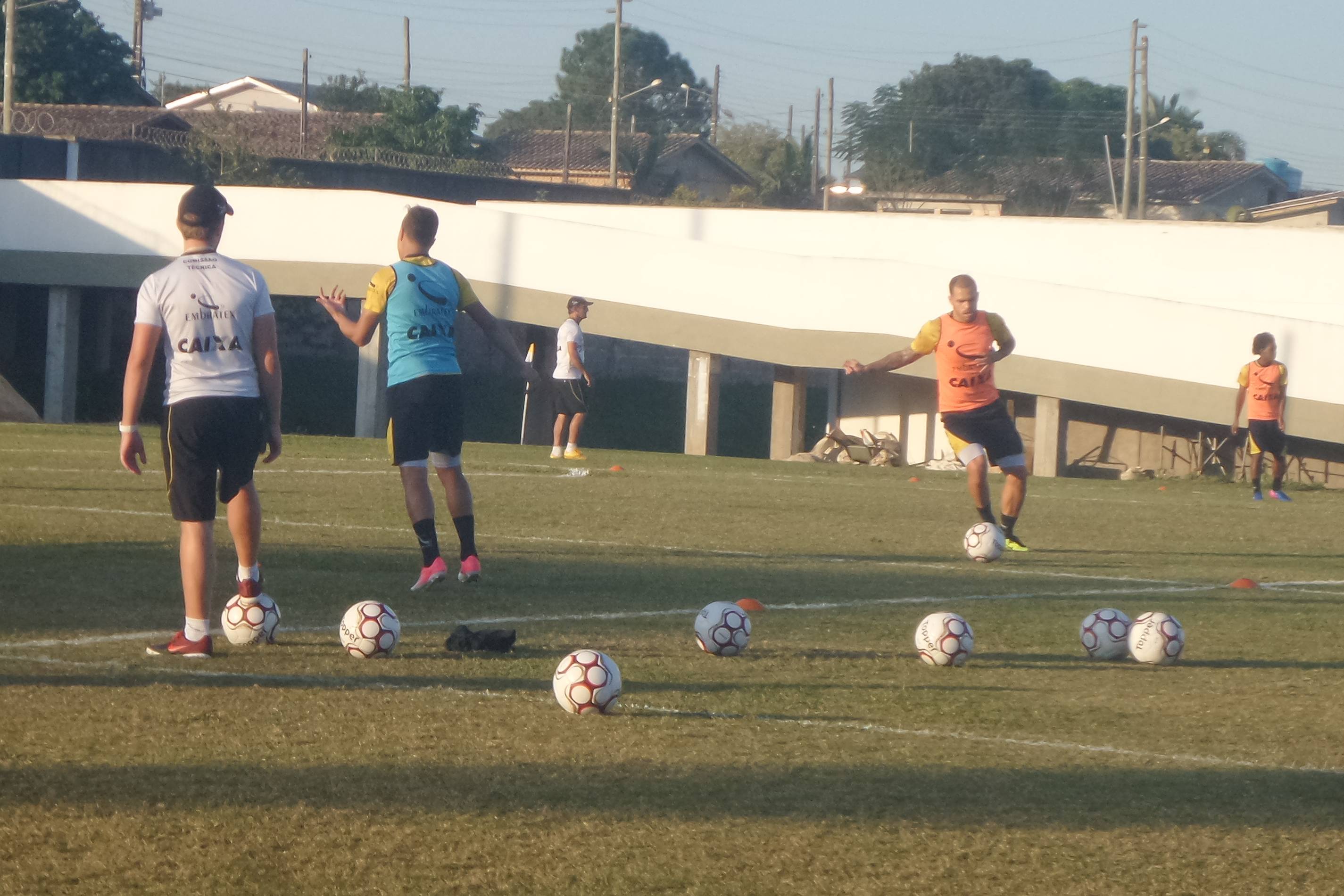 Treino do Criciúma no CT - 17/05