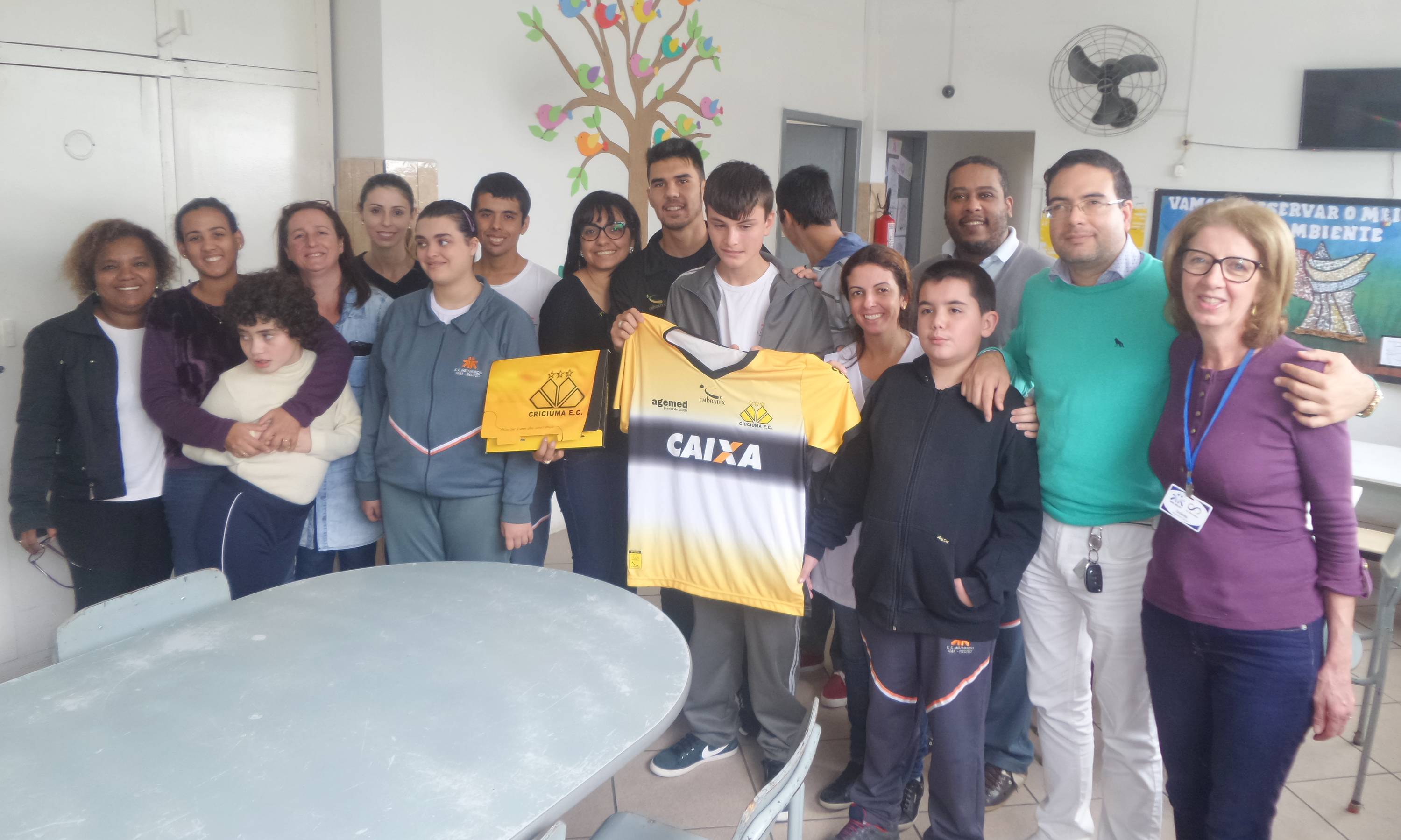 Visita carvoeira na AMA