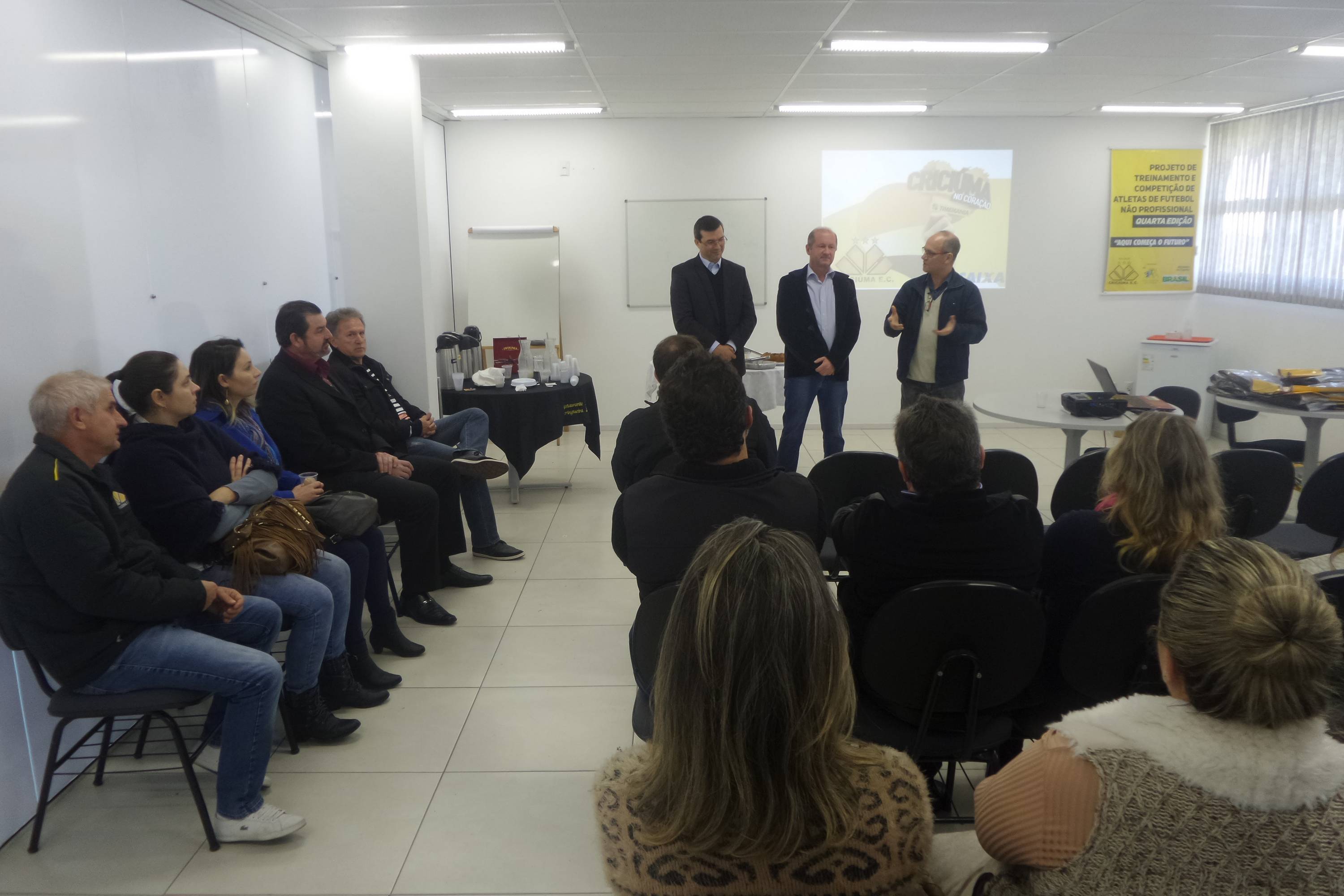 Reunião Criciúma, Caixa e lotéricas