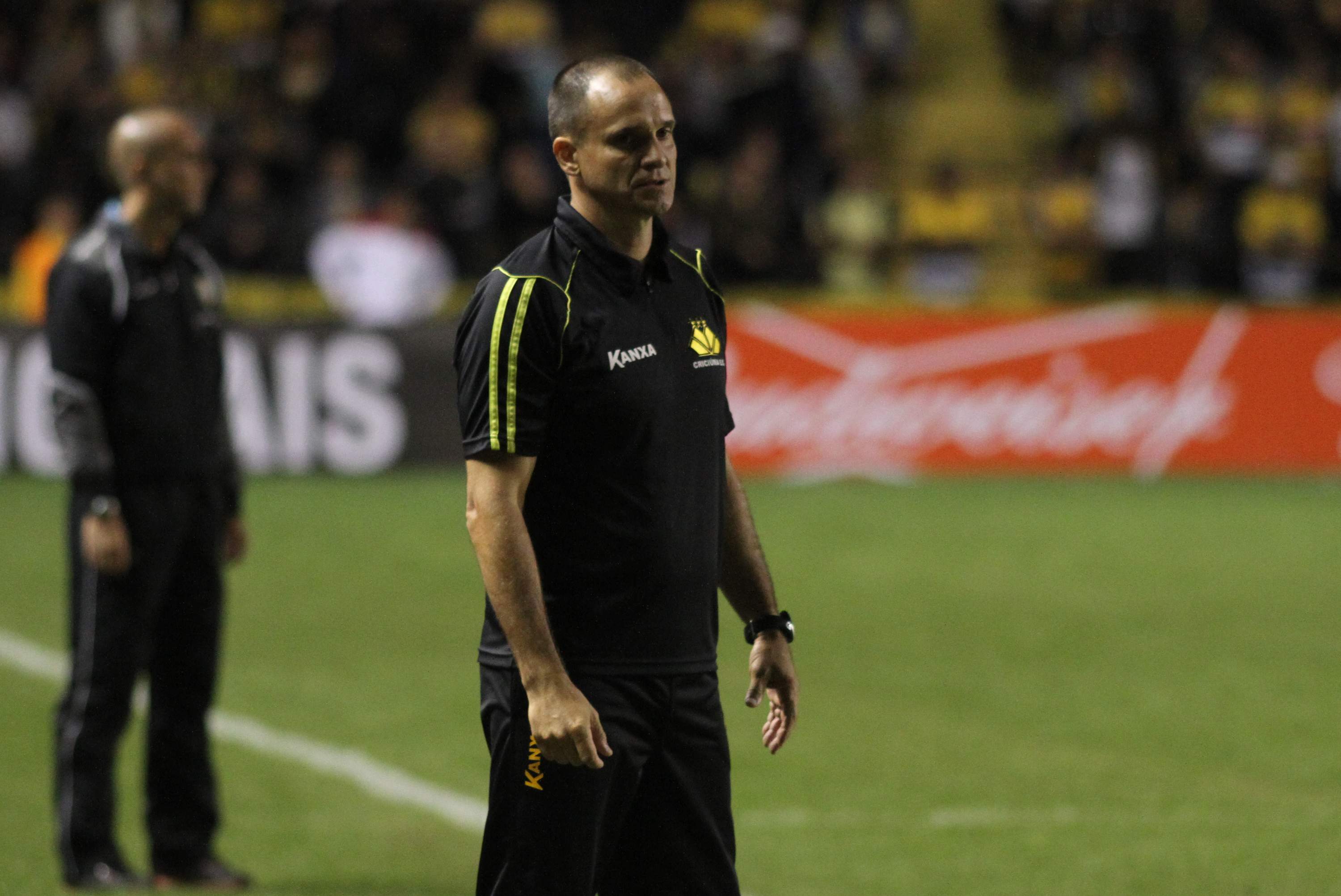 Wagner Lopes elogia dedicação dos jogadores