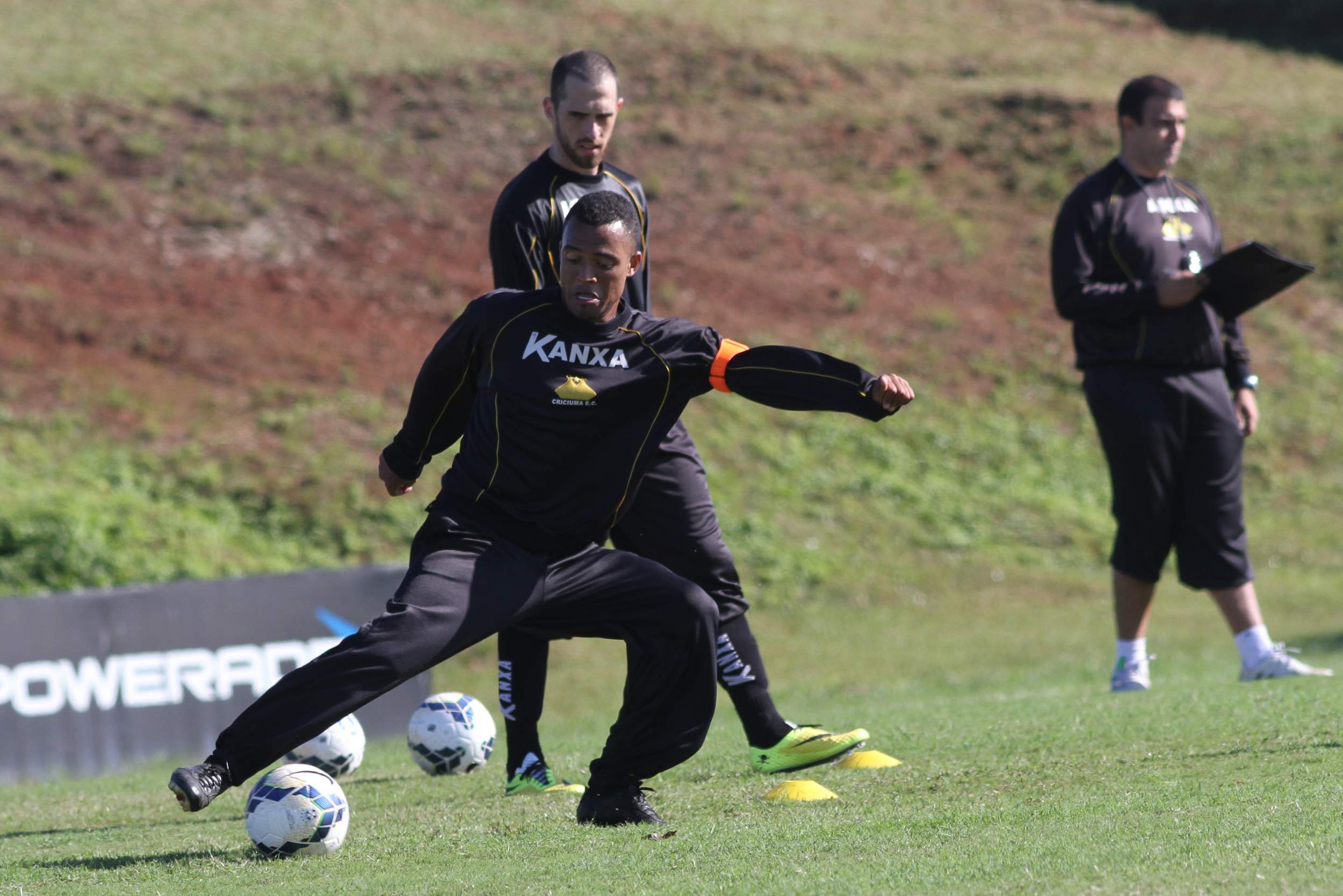 Trabalho forte de passe no Tigre