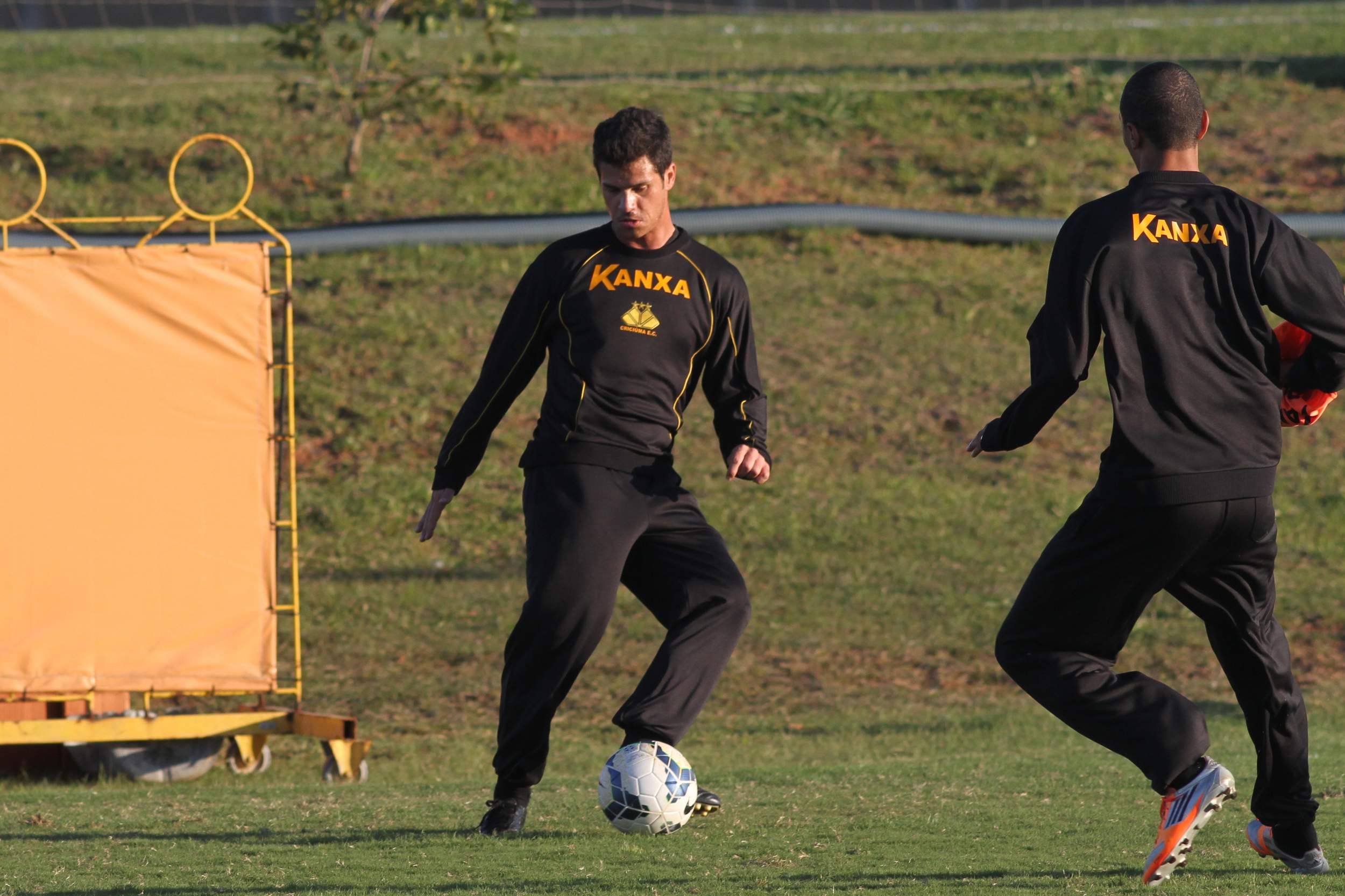 Criciúma treina físico e técnico