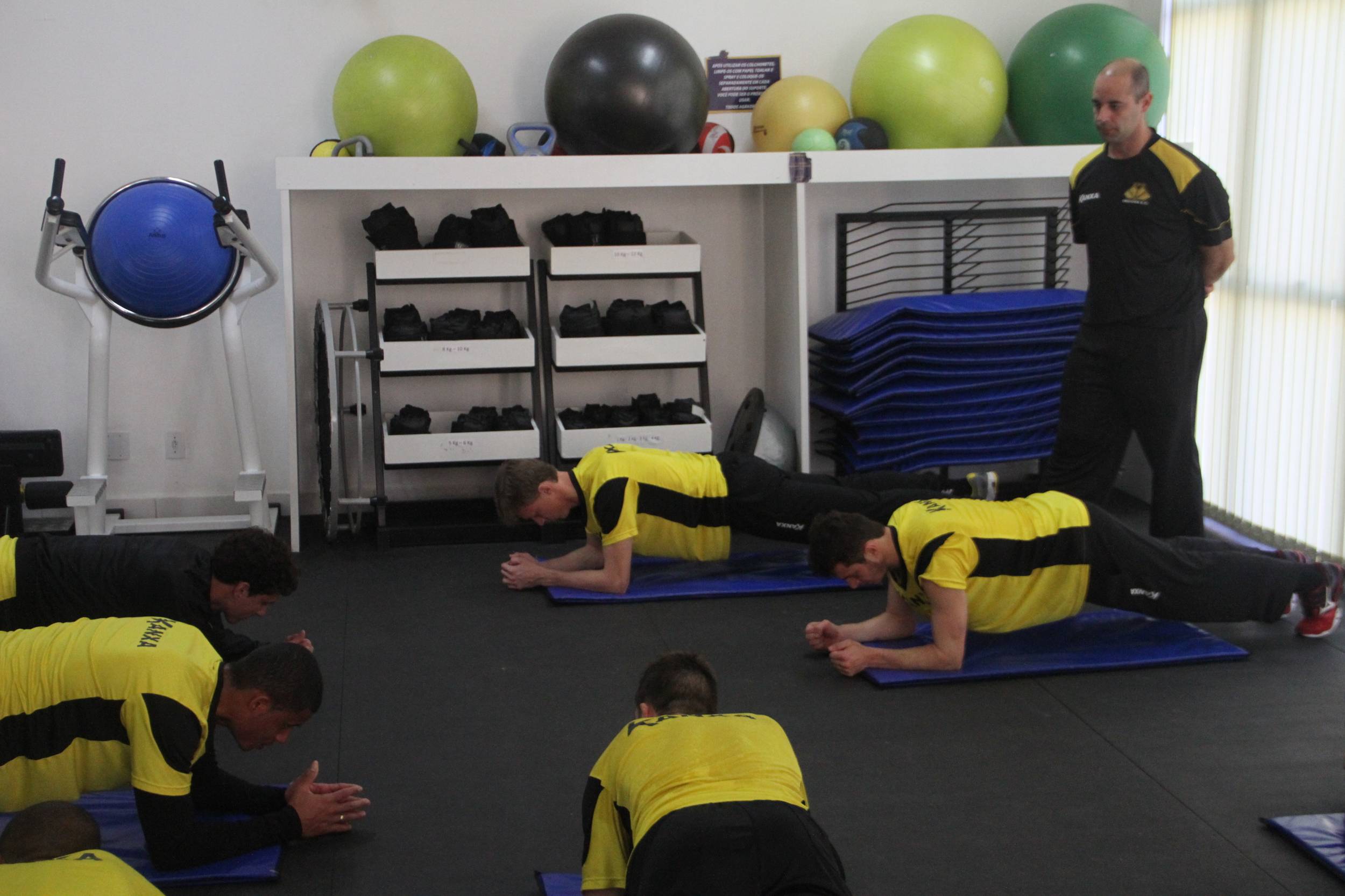 Criciúma treina forte a parte física