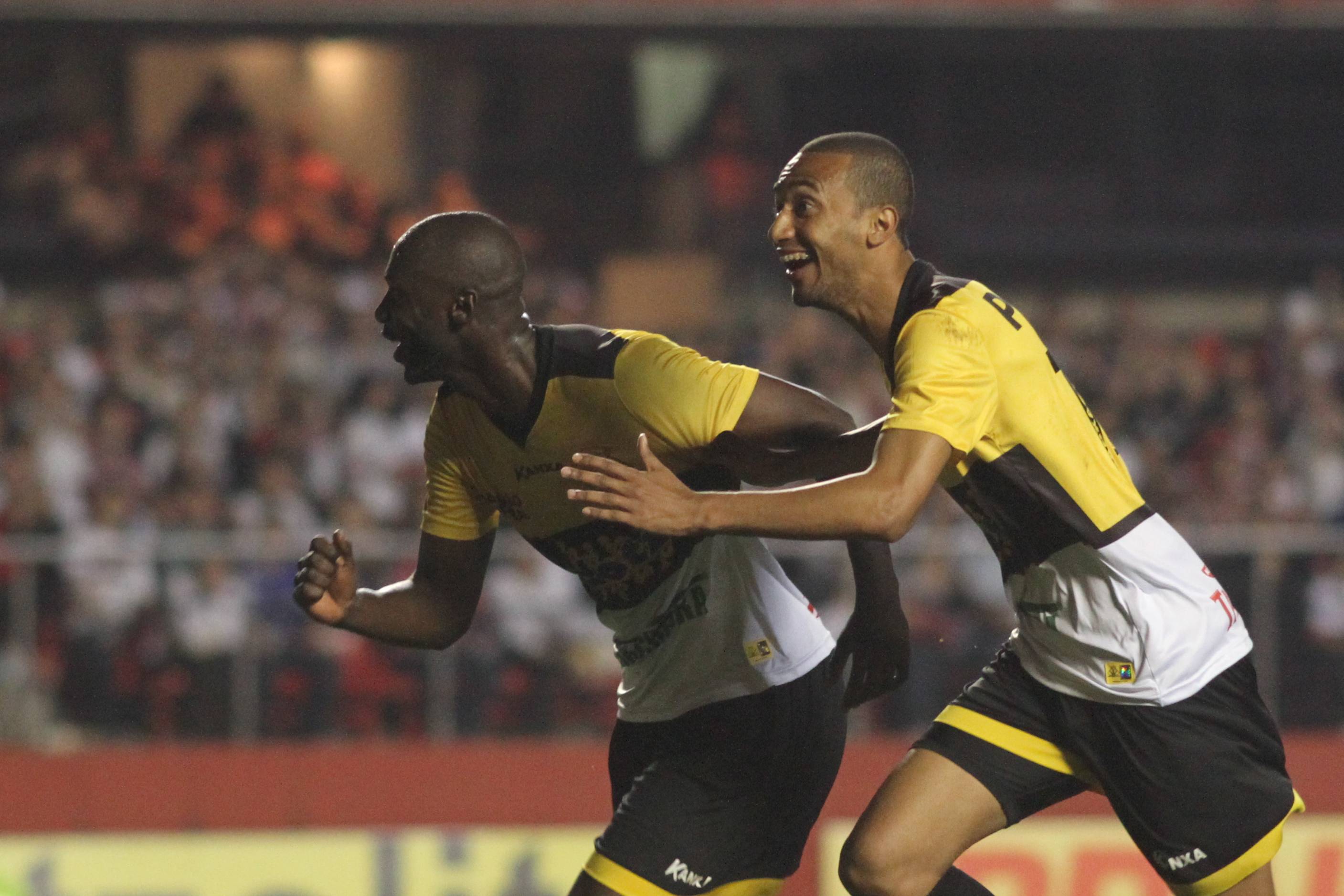 Criciúma empata com o São Paulo