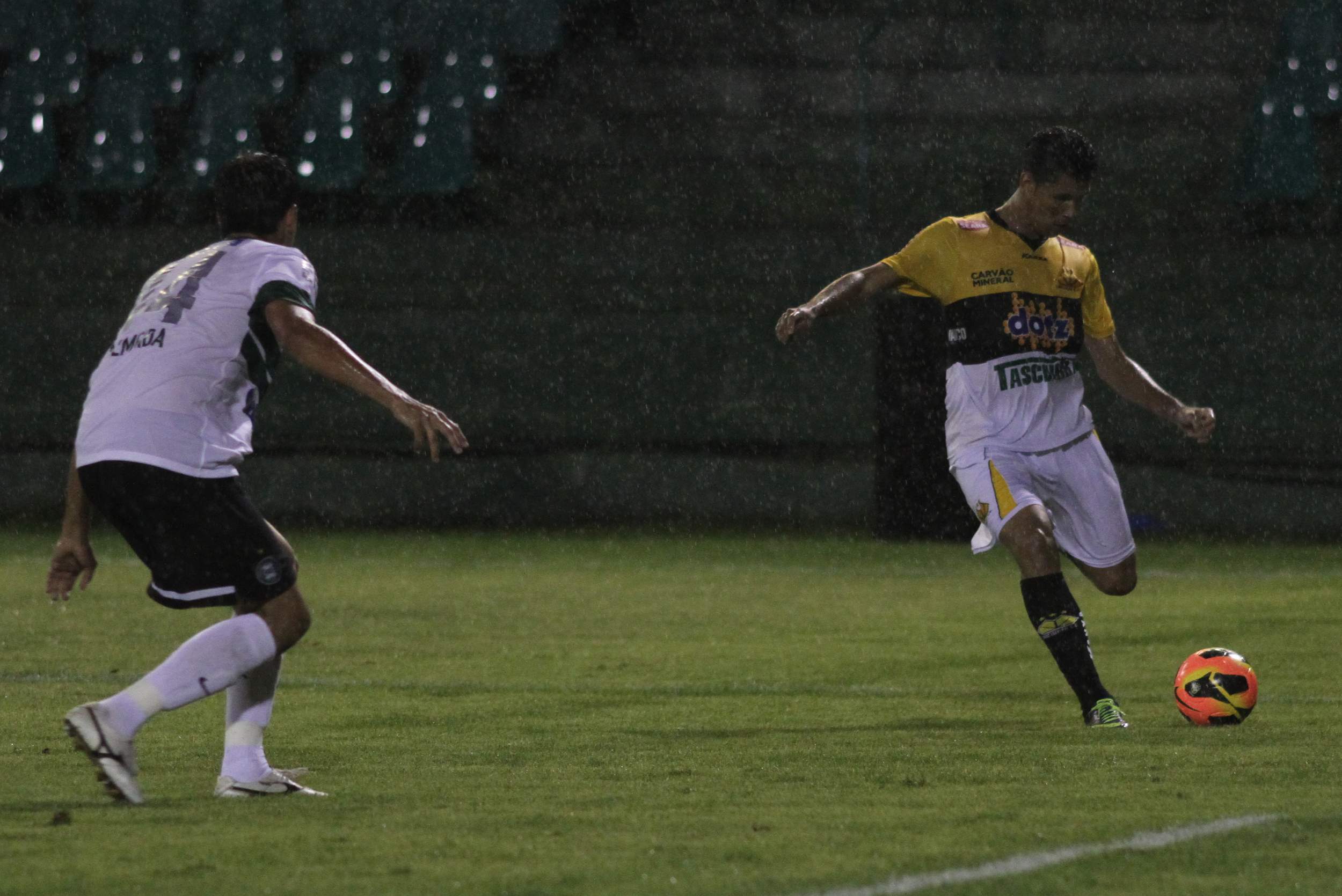 Na raça, Tigre vence e se afasta do Z-4