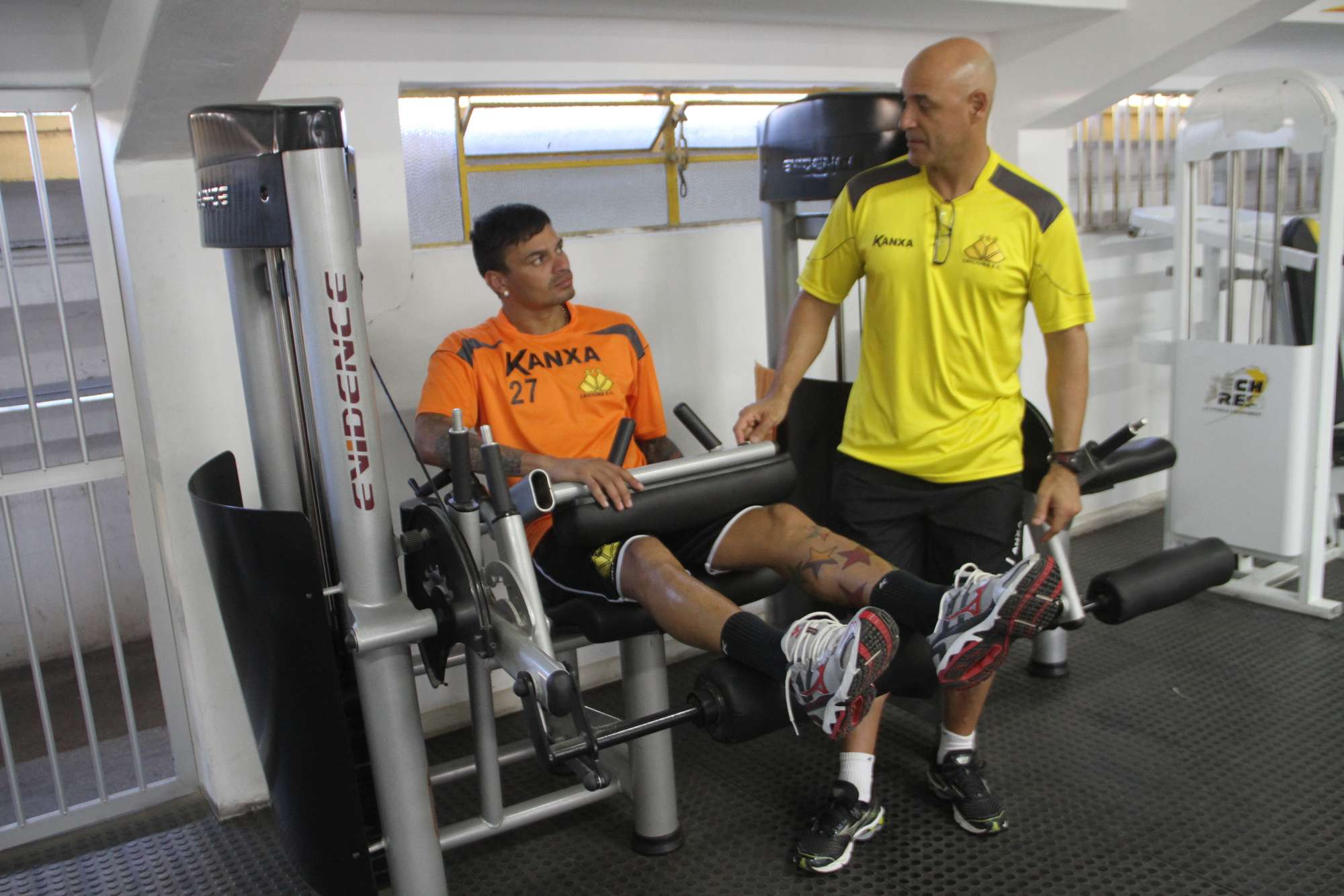 Criciúma realiza trabalho de força